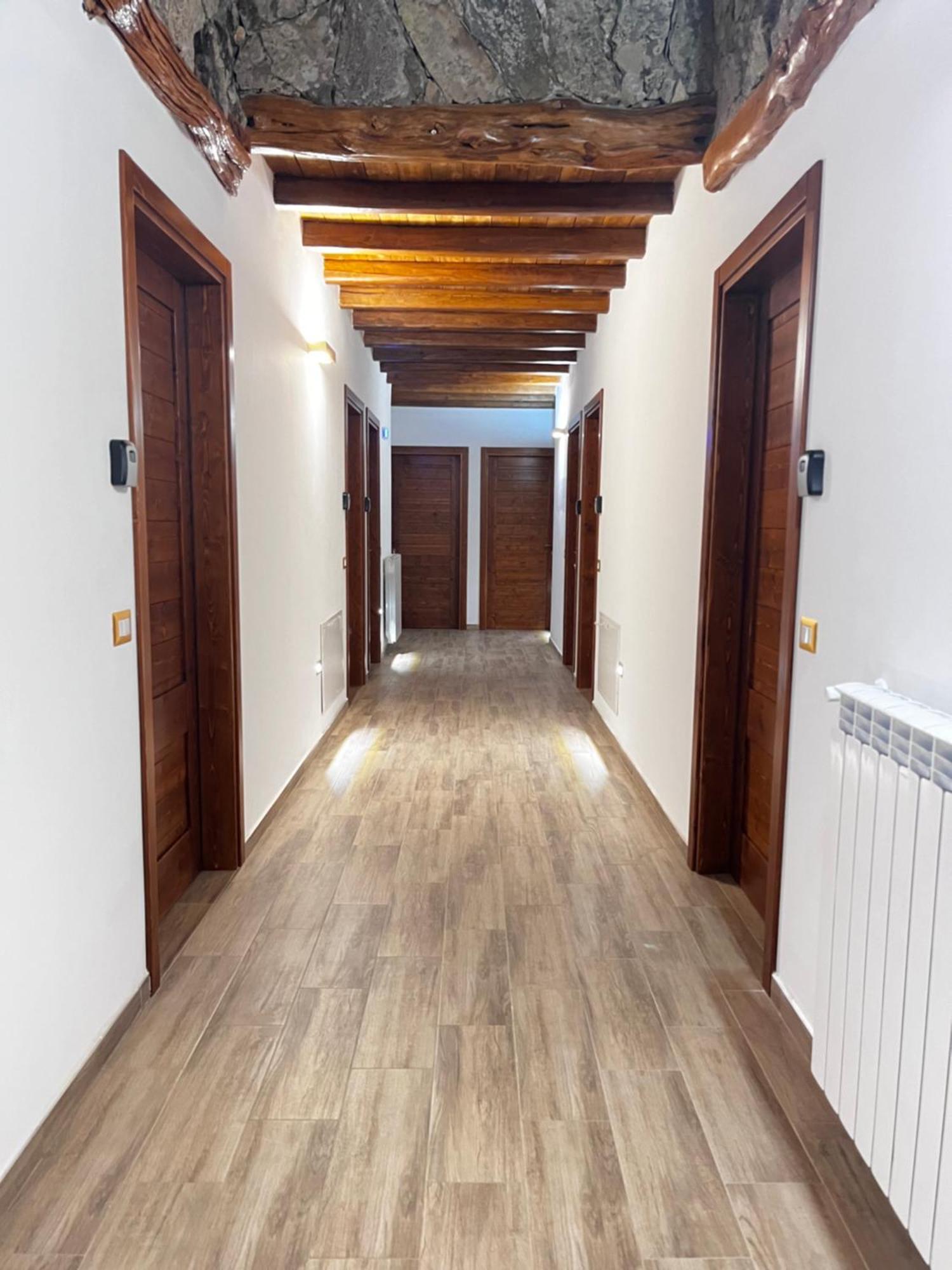 Bed and Breakfast Is Cubas Desulo Esterno foto